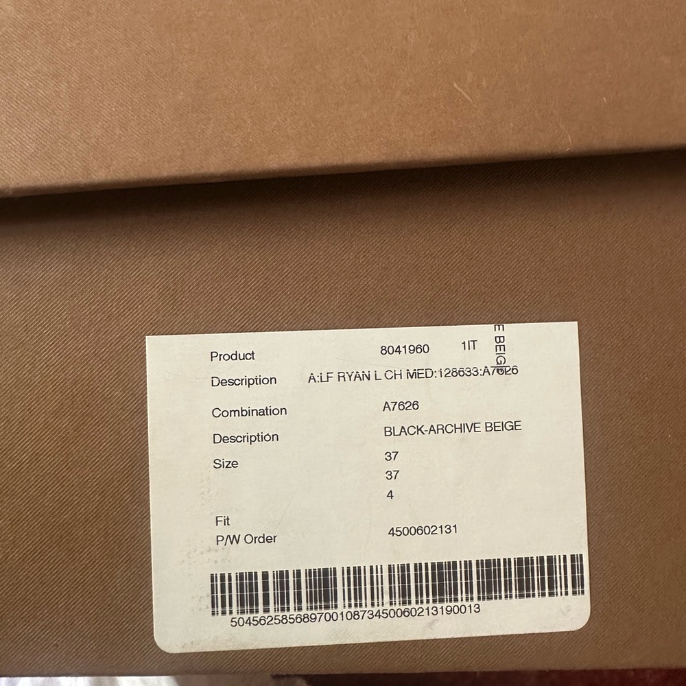 Burberry Checkered Black and Beige Boots - Picture 7 of 7